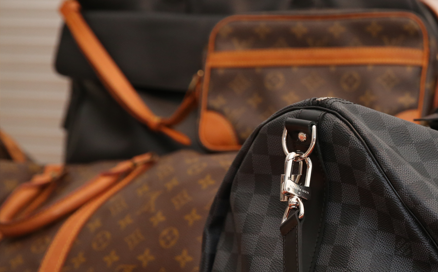  Pre-owned Louis Vuitton and other luxury brands